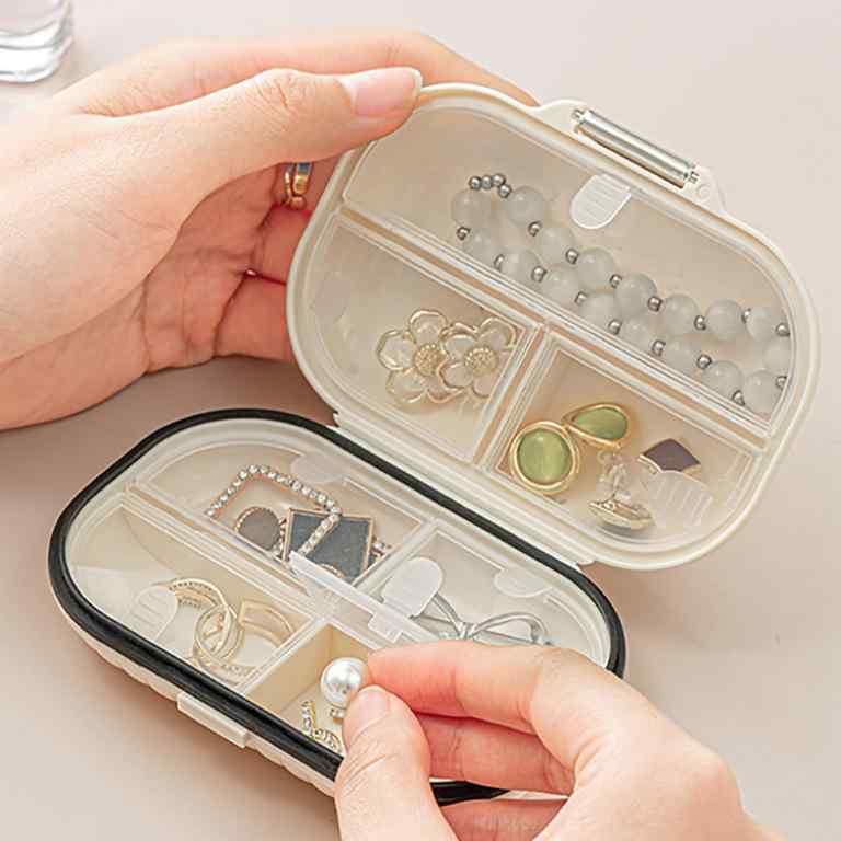 ジュエリーボックス 携帯用 アクセサリー収納ケース 変色防止 コンパクト 旅行用 プラスチック製 ハードタイプ ピアス イヤリング リング 指輪 韓国風 シンプル