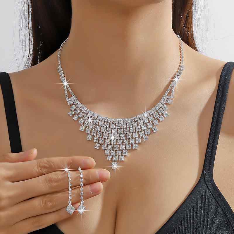 アクセサリーセット レディース 大ぶり 煌めくジルコニア フォーマル ドレス パーティー 結婚式 二次会 エレガント 高級感 ネックレス イヤリング 2点セット