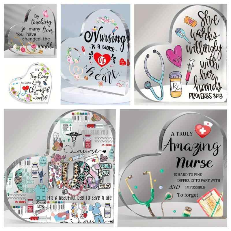 オブジェ アクリル製 透明 ハート型 聴診器 フラワーデザイン ナース 看護師 感謝の気持ち 記念品 プレ..