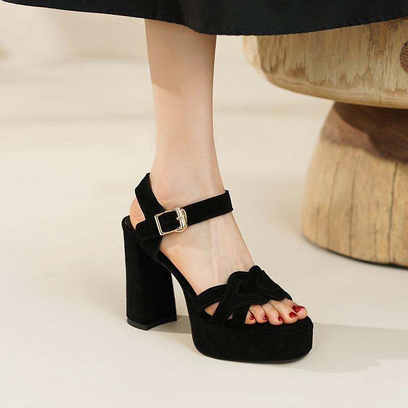 サンダル レディース 羊革スエード オープントゥ 太ヒール ワンストラップ カジュアルスタイル ローマ..