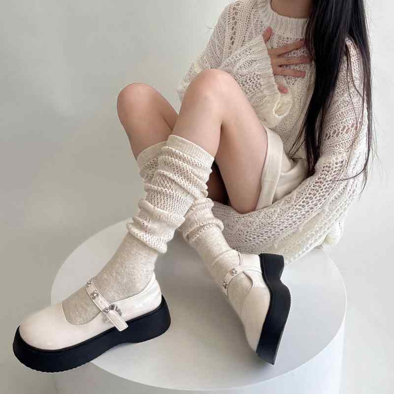 ソックス レディース 吸汗 防摩擦 秋冬 レトロ フレンチスタイル フェミニン 上品 ジャガード 透かし編み 花柄 シンプル ミドル丈 ルーズソックス ウール素材