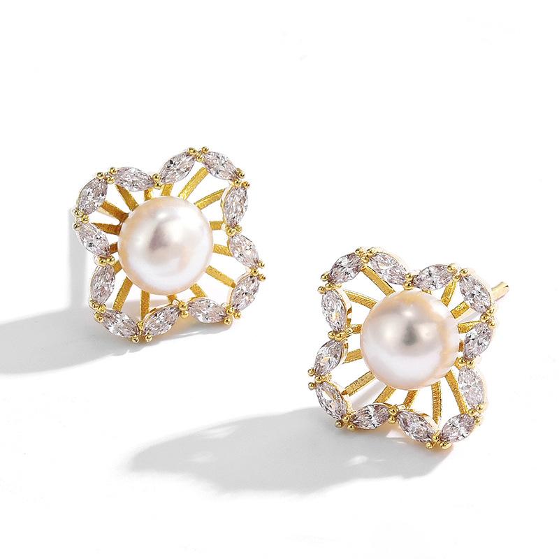 ピアス イヤリング レディース S925純銀製ポスト 淡水パール フラワー ジルコニア 高級感 上品 エレガント ファッション ゴールド オフィス 通勤 デート カジュアル プレゼント
