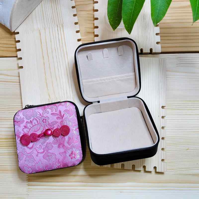 ジュエリーボックス 多機能 中国風 結婚式用 ブライダル 裁縫ケース 収納 携帯用 家庭用 高級感 刺繡 ..