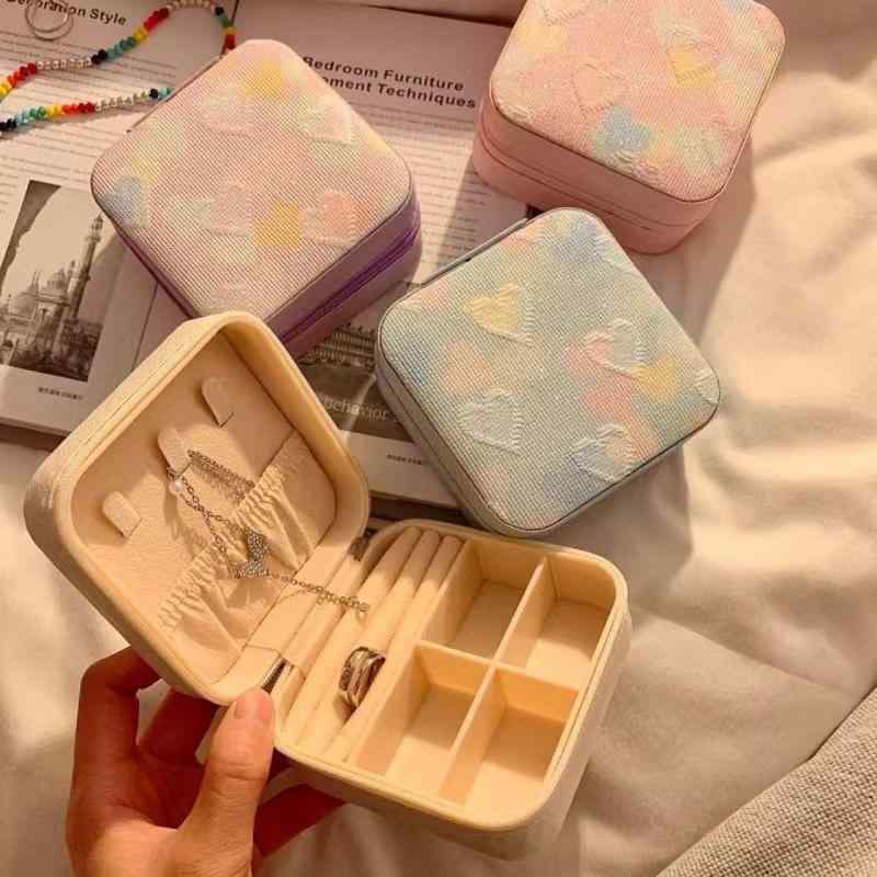 ジュエリーボックス 携帯用 トラベル 変色防止 コンパクト ミニ レザー 韓国風 指輪 ピアス イヤリング ネックレス アクセサリー 収納 ケース ハートデザイン