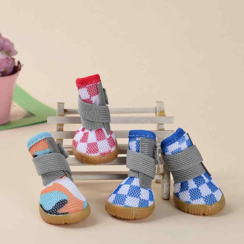 ドッグシューズ 小型犬用 滑り止め 脱げにくい 汚れ防止 保温 丈夫 オールシーズン お散歩 メッシュ素..