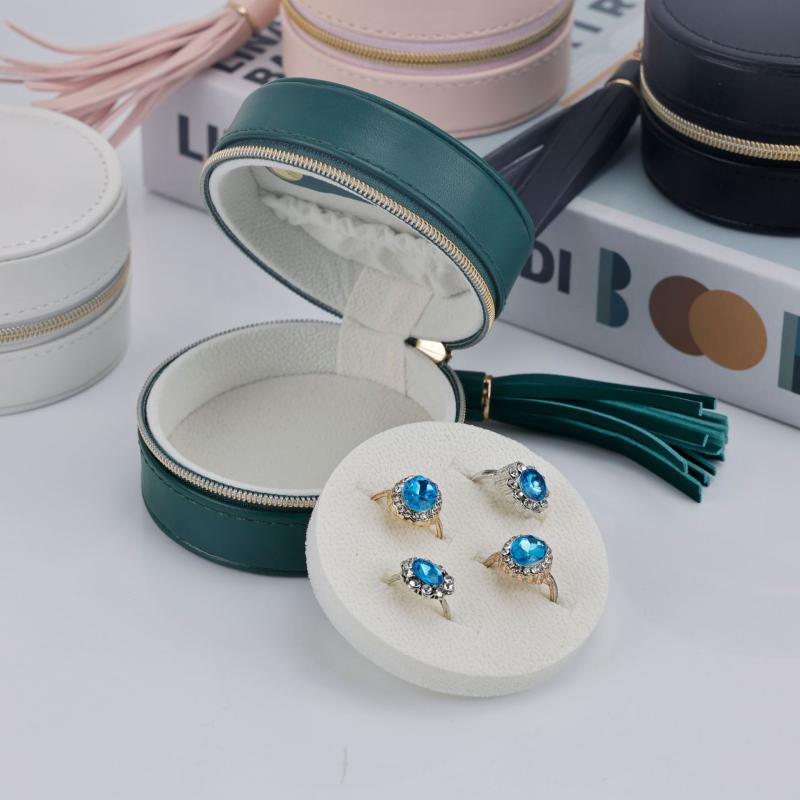 ジュエリーボックス 携帯用 ミニ 酸化防止 レザー アクセサリー収納 イヤリング ピアス ブレスレット ..