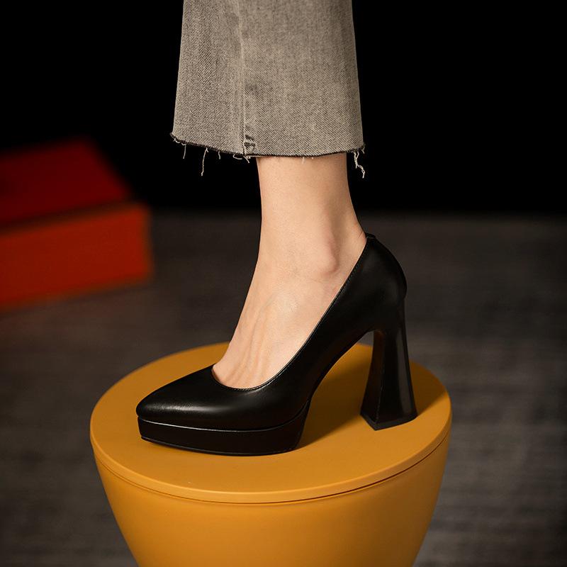 パンプス レディース 欧米風 太ヒール ポインテッドトゥ 牛革 浅履き ハイヒール 6-8cmヒール 異素材切り替え 天然皮革インソール ゴム底 デイリーユース...