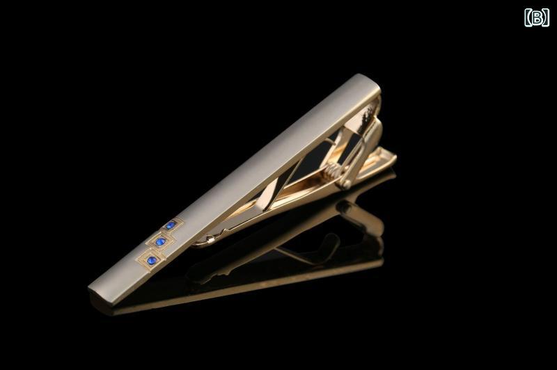 ネクタイピン メンズ ゴールド ブルー レッド クリスタル 銅製 ビジネス フォーマル ジルコニア ストーン ワイシャツ用 電気メッキ加工 幾何学模様