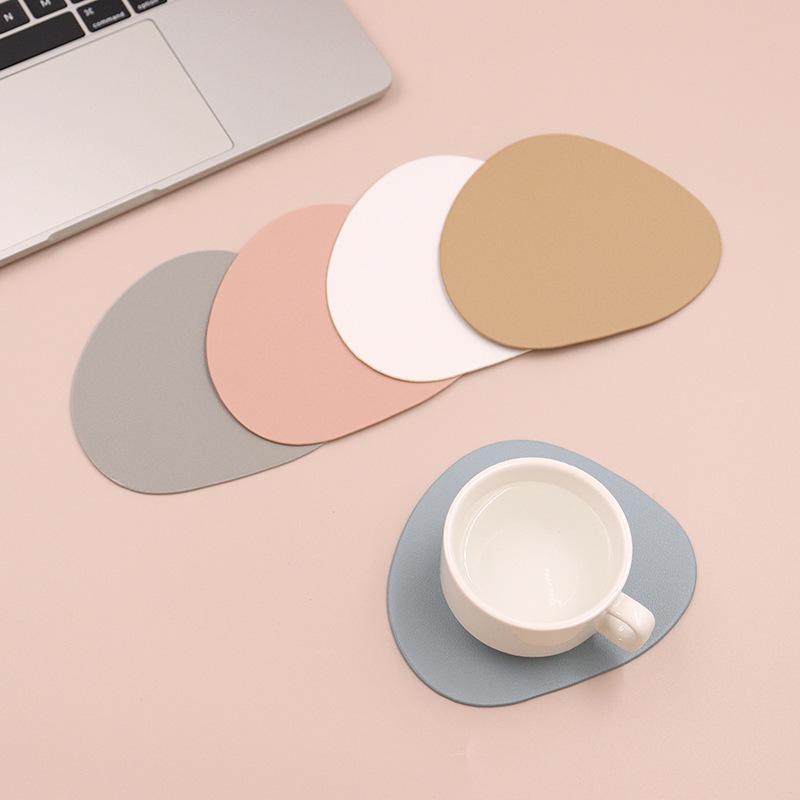 コースター ランチョンマット 水洗い可能 ウォッシャブル 耐熱 撥水 防油 ヨーロピアン シンプル おしゃれ レザー 革 不規則形 多色展開(x2)