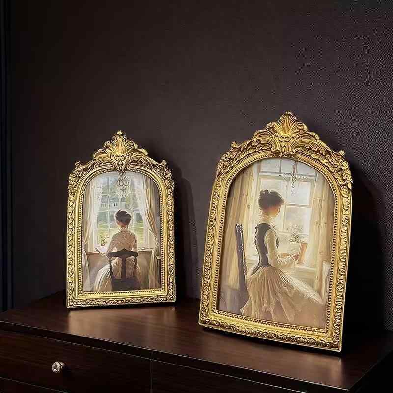 フォトフレーム 卓上 壁掛け ヨーロピアン フレンチ クラシック 彫刻 アーチ型 樹脂製 手作り 写真立て 絵画額 リビング 寝室 玄関 インテリア 飾り おしゃれ