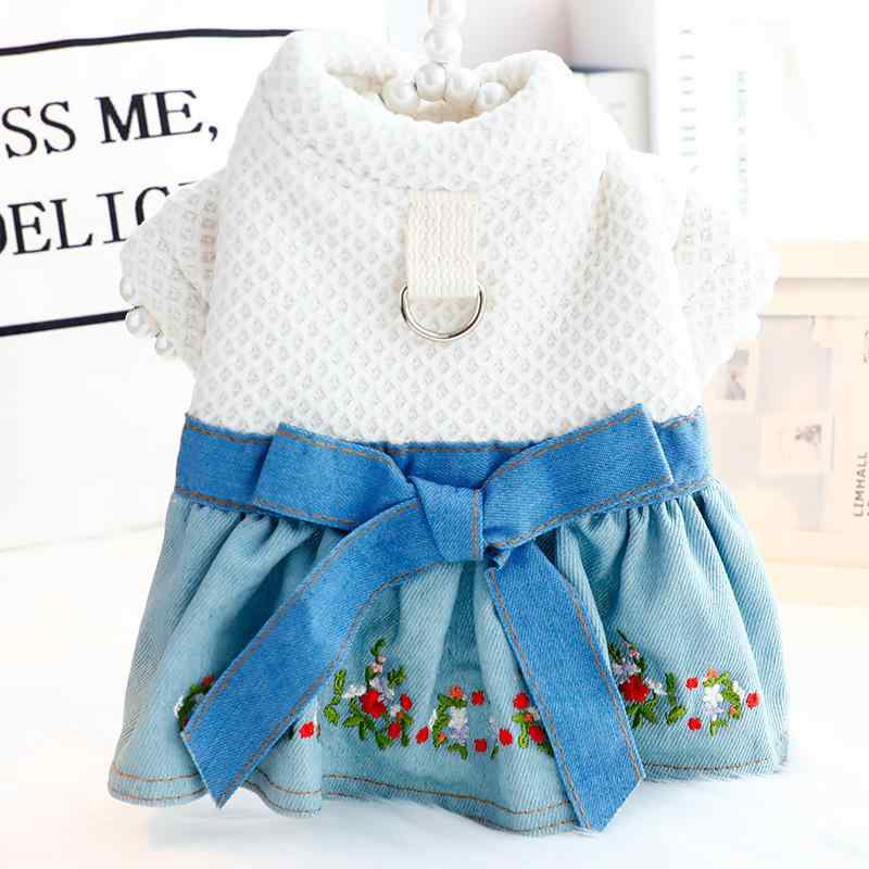 ワンピース 小型犬 猫 秋冬 厚手 防寒 プリンセス 花柄 デニム ドッグウェア 猫服 リード穴付き お散歩..