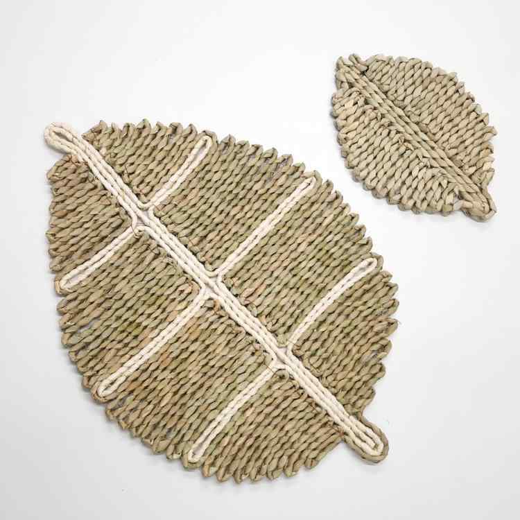 ランチョンマット 厚手 耐熱 断熱 リーフ型 変形デザイン ガマ編み 天然素材 和風 おしゃれ インテリア 食卓 コースター テーブルウェア(x3)