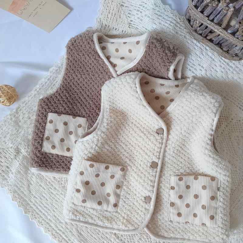 ベスト キッズ 女の子 秋冬 リバーシブル 厚手 あったか 防寒 コーデュロイ ドット柄 ボア 裏地 おしゃ..