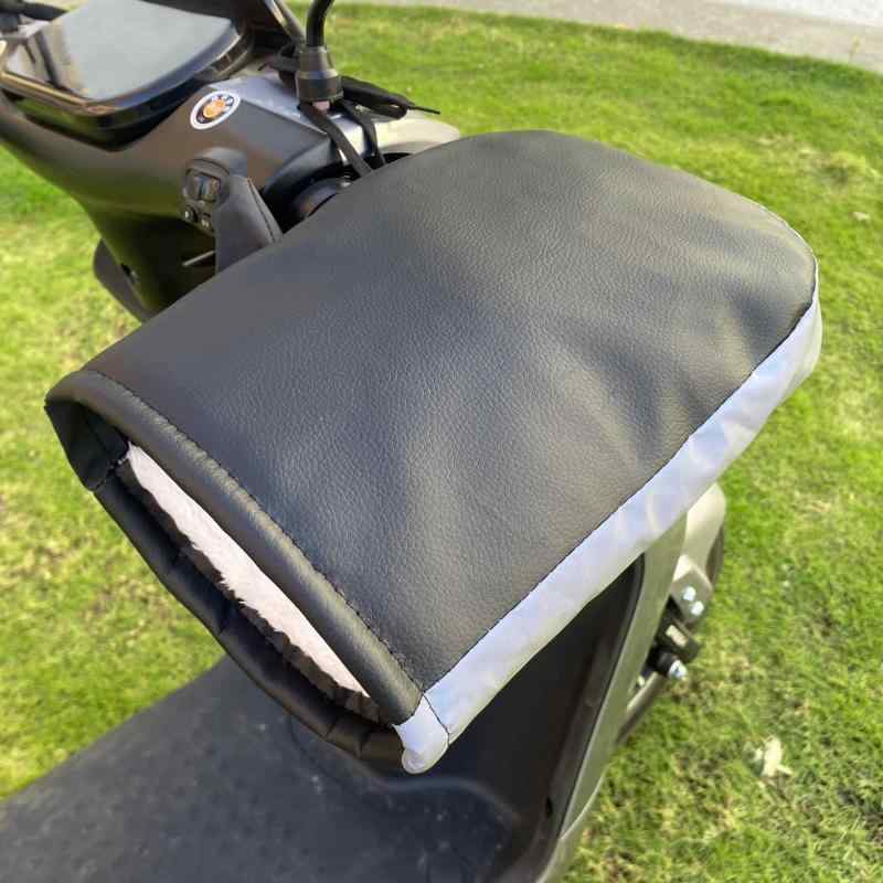 ハンドルカバー 男女兼用 冬用 極厚 中綿入り レザー 夜間反射 防寒 保温 電動自転車 バイク スクータ..