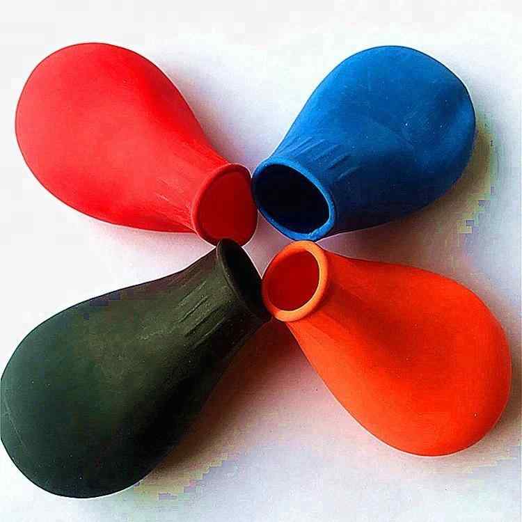 犬用 防水 防滑 ソフトソール レインブーツ 小型犬 中型犬向け ゴム製 耐摩耗性 お散歩シューズ 足保護..