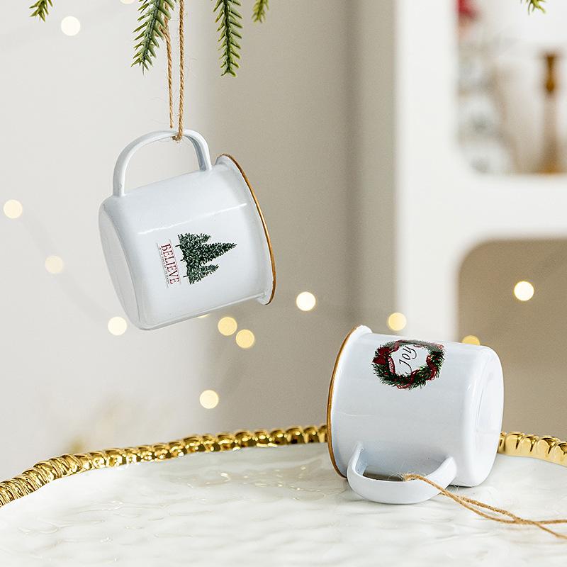 クリスマスオーナメント 北欧風 モダン ホワイト アイアン製 おしゃれ コーヒーカップ型 吊り下げ ディスプレイ インテリア雑貨 クリスマスツリー装飾