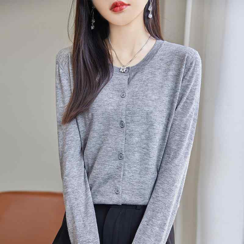 カーディガン レディース 春夏 上質ウール混 丸首 長袖 無地 ゆったり ソフトな肌触り きれいめ 通勤 ..