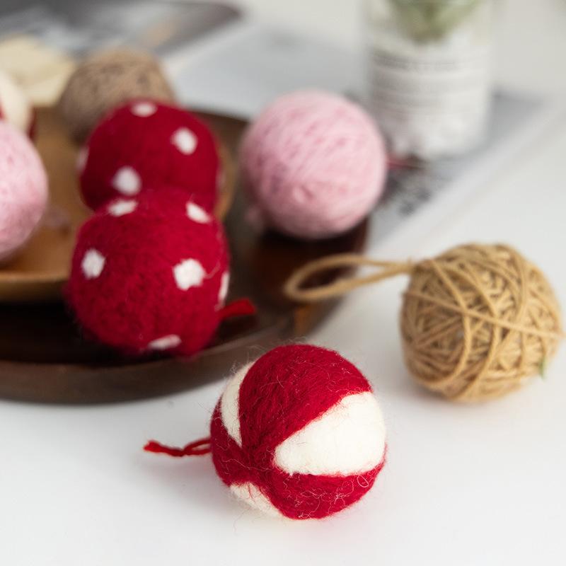 クリスマス オーナメント 毛糸玉 ポンポン 吊り下げ飾り ウール ふわふわ デコレーション 5cm スノード..
