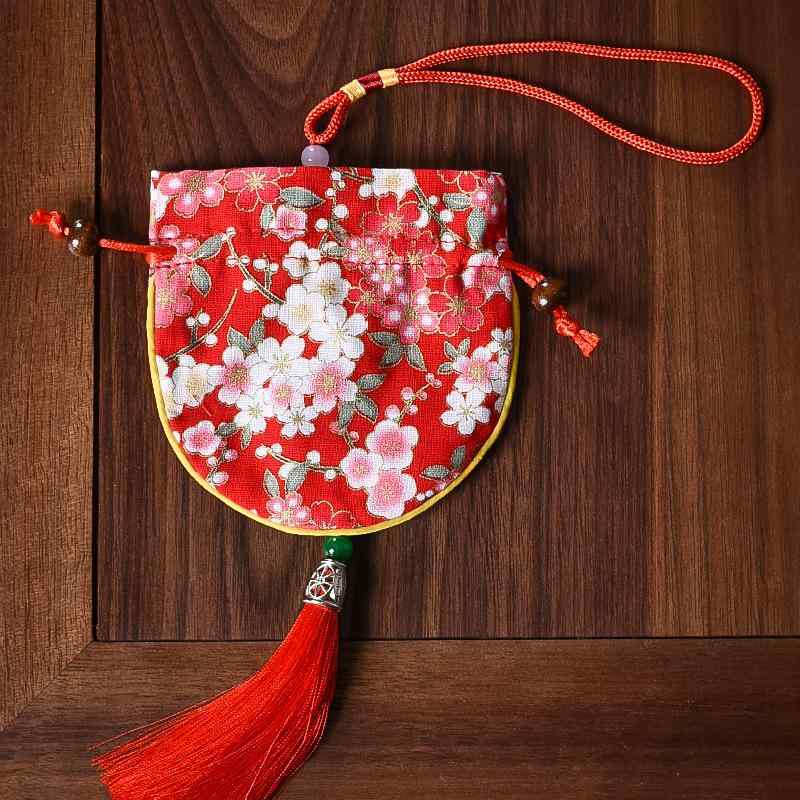 巾着袋 中国風 中華風 和柄 タッセル フリンジ飾り ジュエリー アクセサリー 小物収納 お守り袋 香り袋..