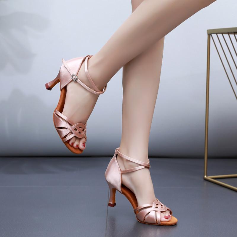 ダンスシューズ レディース 大人用 シルク サテン生地 ハイヒール ソフトソール ラテンダンス 社交ダンス 練習用 安定感 本革ソール 軽量 通年