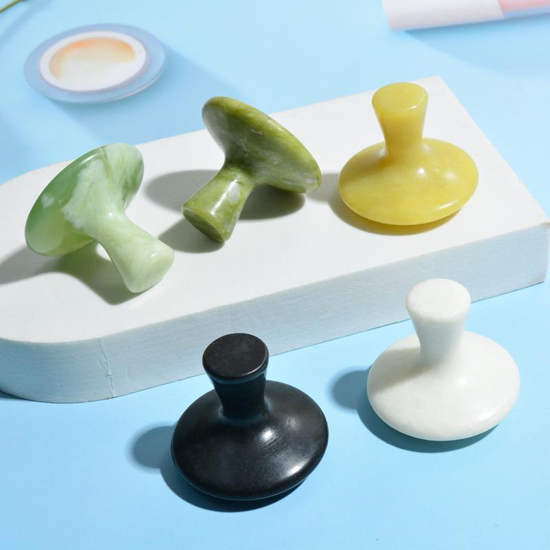 楽天モズラボマッサージストーン 美顔器 天然石 白玉 翡翠 マッシュルーム型 かっさ フェイスケア 目元ケア リフトアップ たるみ むくみ改善 接触冷感 スキンケア サロン仕様（x2）