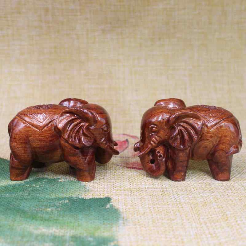 置物 富貴象 エレファント ミャンマー花梨材 紅木 木彫り 掌玩物 手持ち飾り インテリア 飾り物 縁起物 開運 プレゼント ギフト