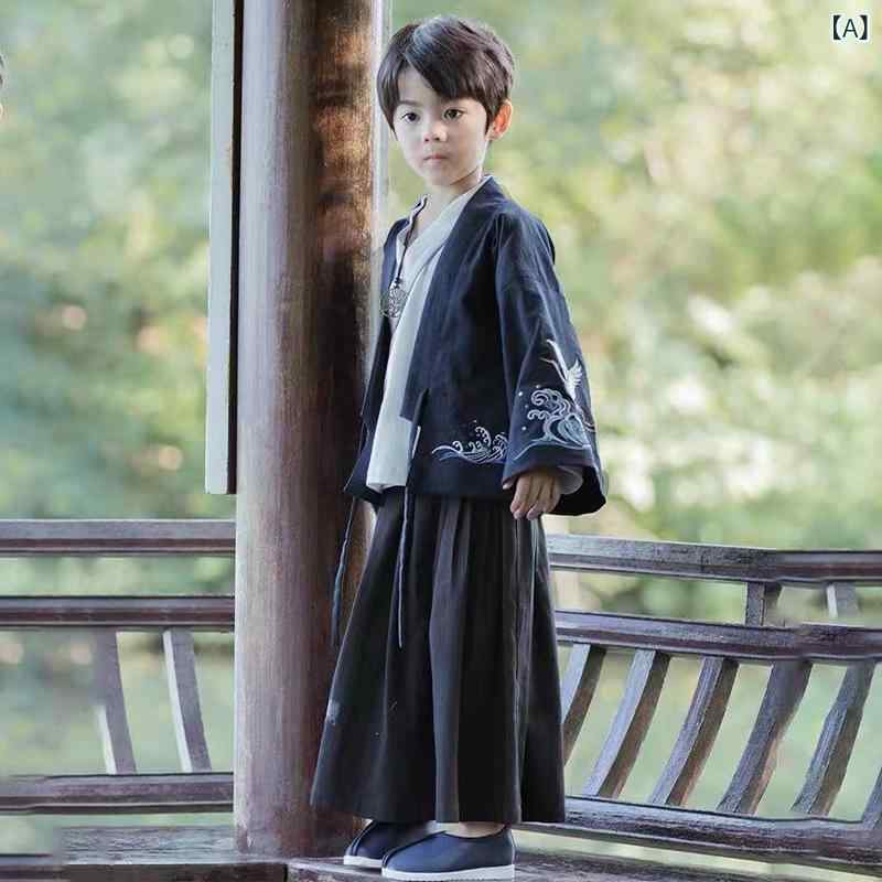 ・カテゴリ: 子供用旗袍・唐装・民族衣装・スタイル: 中式・デザイン: セットアップ・柄: 無地・生地加工: 起毛、柔軟処理・主な素材: ポリエステル 80%・生地名: 人工カラードコットン・厚み: 普通・カラー展開: 無涯3点セット・サイズ展開: 100cm、110cm、120cm、130cm、140cm、150cm・対象性別: 男女兼用・対象年齢: 中大型児童（8歳以上、140cm以上）