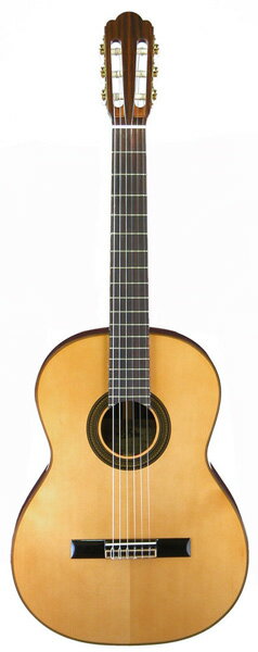 【商品説明】 鳴りがよく弾きやすい、アリアのクラッシックギターシリーズ。 これからクラシックギターを始める人から上級者までお奨めできるラインナップとなっています。 単板トップによる本格的な鳴りが特徴。 上質なペグ、ウッドバインディングの採用など細かな点にもこだわった造り。 【仕様】 Top: Solid Spruce Back &amp; Sides: Rosewood Saddle&amp;Nut: Bone Neck: Mahogany Fingerboard: Ebony Bridge: Rosewood Hardware: Gold 【セット内容】 ソフトケース 足台 弦1セット 教則本「クラシックギター入門DVD」 クロス クリップチューナー スーパーブライト ワインダー ギタースタンド ※セット内容の商品は予告なく変更になる場合がございます。