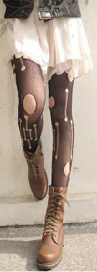 DCMR SEXY Tights & Stockings　誘惑 の 香り 漂う ファッション 花がら レース ストッキング タイツ やわらか 素材 で 心地良い カジュアル ファッション とも 組み合わせ