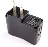 DCMR Accessory iPhone4 / 4S / 3GS / 3G / iPod アンドロイド 携帯 対応 USB 高速 充電器 5.0V == 1000mA