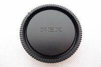 DCMR SONY NEX 用 カメラ レンズ キャップ Sony NEX-7 NEX-5 NEX-3NEX-3 NEX-C3 NEX-5C NEX-5N NEX-VG10 NEX-VG20 NEX-7 NEX-F 用 黒色 ブラック (汎用品) 【 Eマウント 】1点