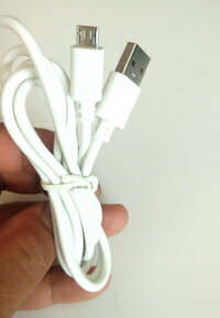 DCMR Android micro USB 充電ケーブル1.2 M  2アンペア 18v 高速充電 対応 ホワイト 1点 DCMR Android micro USB 充電ケーブル1.2 M  2アンペア 18v 高速充電 対応 ホワイト 1点
