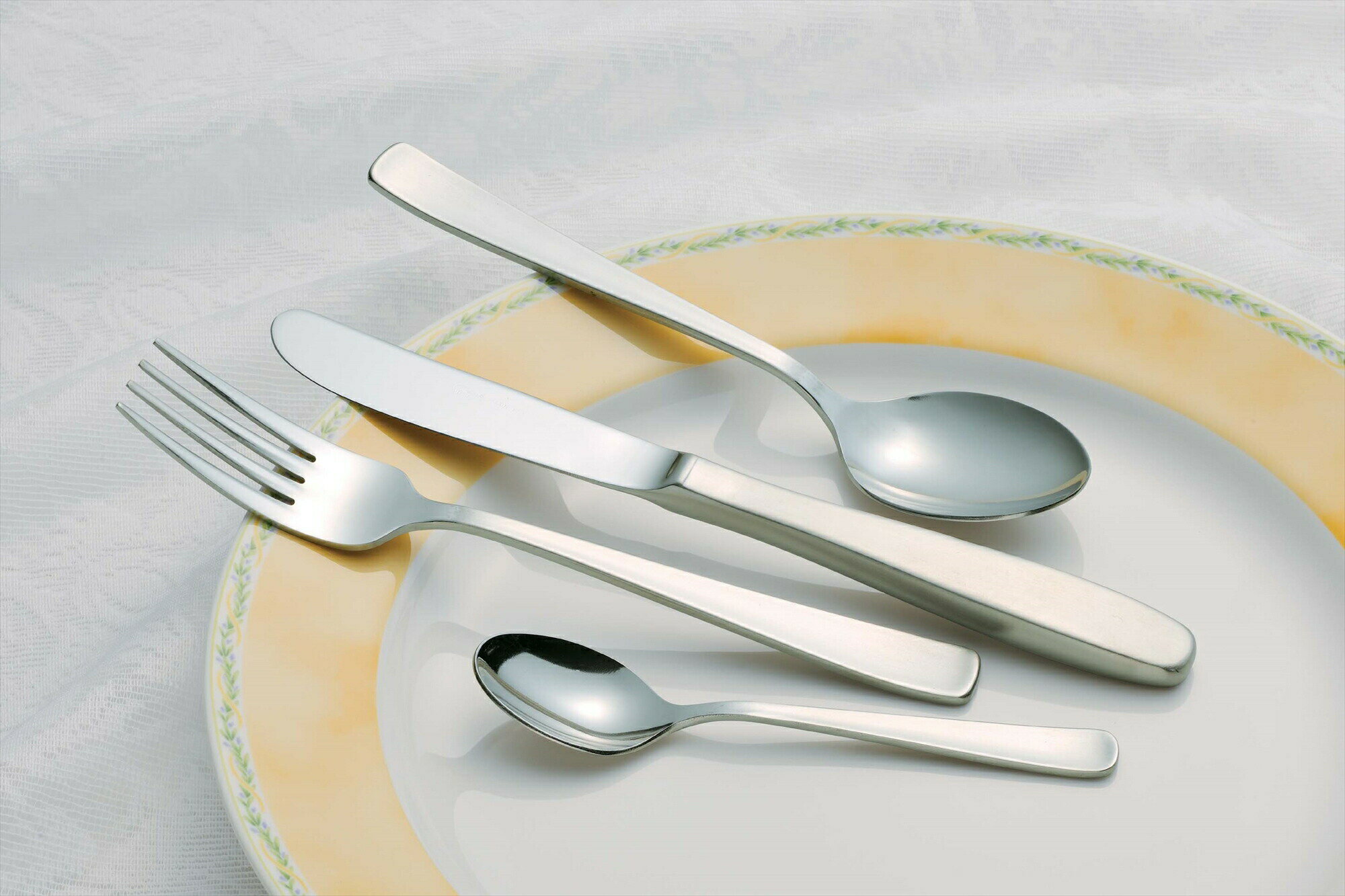 SA18−8ライラック ヒメケーキフォー