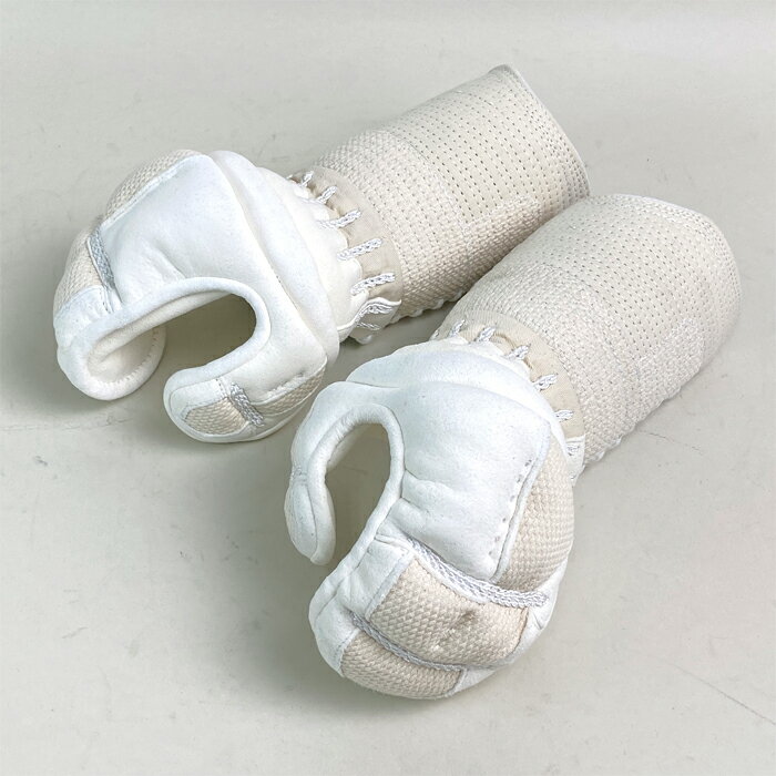【甲手】頭白鹿革奴生子入　手の内白鹿革 ネーム刺繍サービス 刺繍糸の色確認 サイズの測り方 剣道具「女子用特選白防具」一覧 セット（面・甲手・垂・胴） 面　単品 甲手　単品 垂　単品 胴　単品