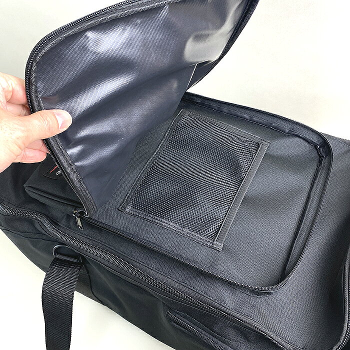 春日武道具の【SHINBU】防具キャリーバッグ D2E 防具袋 キャリー型 サイド竹刀袋収納ポケット付き 剣道 道具袋 黒色 鞄 carry bag 遠征用 出傾向用 収納ポケット多数 キャリー 名前刺繍 サービス｜アングル3