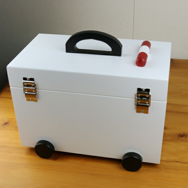 ( キュアメイト 救急箱 ホワイト ) 救急車 薬箱 ホワイト 白 子ども かわいい おしゃれ 木製 収納 防災 裁縫 小物 ウッド 大容量 おもちゃ 45735700901091