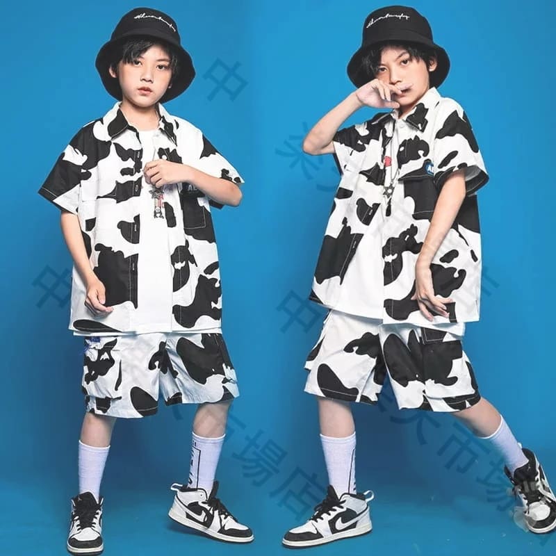 キッズダンス衣装 ヒップホップ 子供服 半袖シャツ ダルメシアン柄 白黒 ショートパンツ 男の子 女の子 へそ出し チアガール ジャズダンス チアガール 応援団 練習着 体操服 発表会 hiphop 演出服 おしゃれ 110-180cm 送料無料