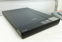 商品説明 メーカー EPSON 型番 GT-S620 状態 EPSON A4フラットベッドスキャナー GT-S620 が入荷しました。 【動作テスト】 通電確認後、カラー・モノクロ画像のスキャンを行いました。 問題なくスキャンできました。 詳細は画像より参照してください。 ※USBケーブルはご準備ください。 【メーカーHP】 ttps://www.epson.jp/support/portal/used/gt-s620.htm ※URLをご利用の際は、先頭に「h」を付けてご利用ください。 【PCとの接続】 USB 【その他】 外観はリスロン社の除菌クリーナーを使用し清掃を行っています。設置や撤去、使用に伴う擦り傷や細かい部分の汚れ、シール跡、色焼けなどが残っている場合がございますが、できる限りのクリーニングを行いお届けいたします。 【商品サイズ】 29(W)x43(D)x4(H)cm 重量：2.1kg 【発送と保証】 こちらの商品は、ナベキンファクトリー安心の【30日保証】＆【送料無料】が付いてます！ お届けは佐川急便・ヤマト宅急便・ゆうパック、レターパックやゆうパケットなど、商品のサイズに合わせた宅配方法となります。 詳細については商品ページごと、またはお気軽にお問い合わせください。 ※沖縄・離島の方は場合によっては船便となり予定配送日より遅れる場合がございます。ご了承願います。 ※レターパック、ゆうパケット、大型発送の場合、代引き・日時指定は出来ません。予めご了承ください。 付属品 ACアダプタ 送料 送料無料！！