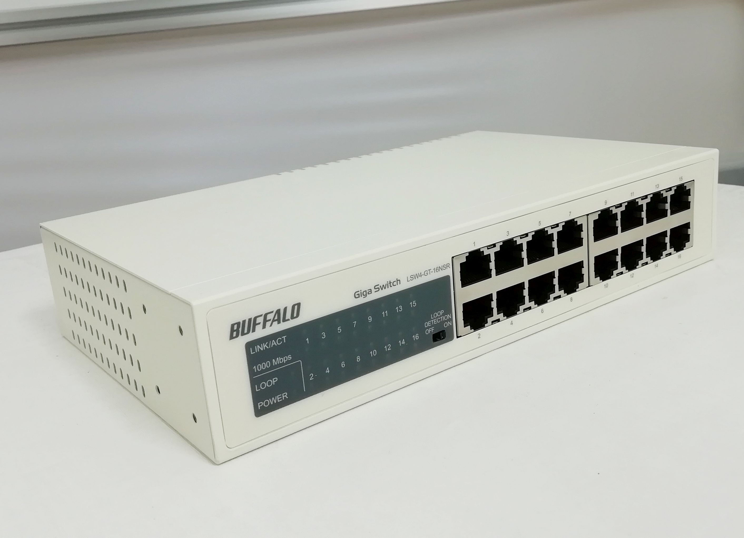 BUFFALO/バッファロー LSW4-GT-16NSR 16ポート スイッチングハブ Giga Switch 動作確認済み 中古 即日発送【送料無料】【30日保証】