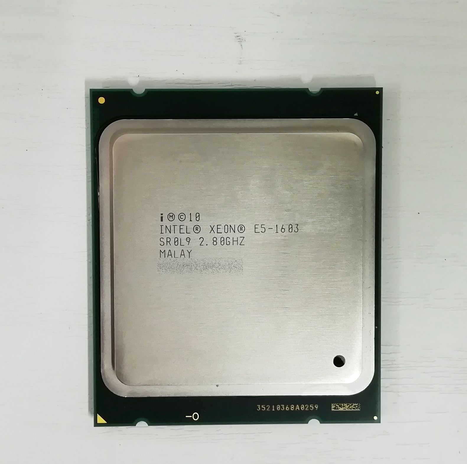 【稼動品回収】Intel XEON E5-1603 コア4 スレッド4 キャッシュ10MB 2.8GHz FCLGA2011 中古 ゆうパケット発送 代引き・日時指定不可【送料無料】【30日保証】