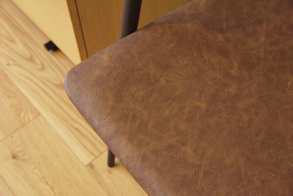 ダイニングチェア アームチェア ブラウン (完成品) ダイニングチェア 東谷 azumaya おしゃれ 家具 インテリア スチール 粉体塗装 ソフトレザー 一般商品 [3]