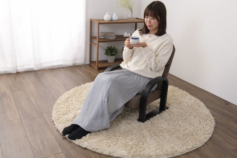 立ち座りサポートチェア-coton- モスグリーン 人気 おすすめ メーカー直送 谷村実業 便利 景品 プレゼント イベント 賞品 クーポン配布中