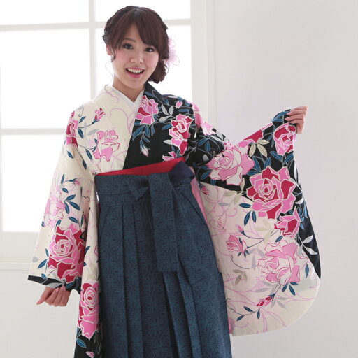 【7/19 20:00〜7/26 01:59まで最大2,000円OFFクーポン】【レンタル】卒業式 袴 レンタル 女 袴セット 女 卒業式袴セット2尺袖着物&袴フルセットレンタル「黒とクリーム地にピンクバラと蝶」安い 【7/19 20:00〜7/26 01:59まで最大2,000円OFFクーポン】【レンタル】卒業式 袴 レンタル 女 袴セット 女 卒業式袴セット2尺袖着物&袴フルセットレンタル「黒とクリーム地にピンクバラと蝶」安い