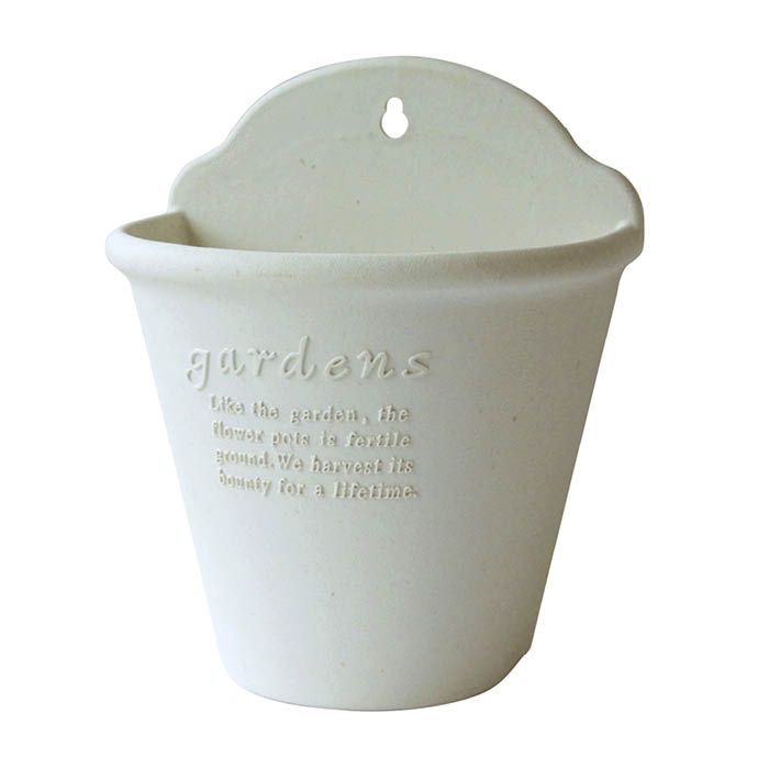 [特長]：■フェンスなどに掛けて使えるハンキングポットは空間を仕切る柵に彩りを与えます。■すっきりとしたシャープな印象のハンギング210は、空間に彩りと壁面を華やかにしてくれます。■天然素材(木粉)を融合した原料を用いることでより自然に近い...