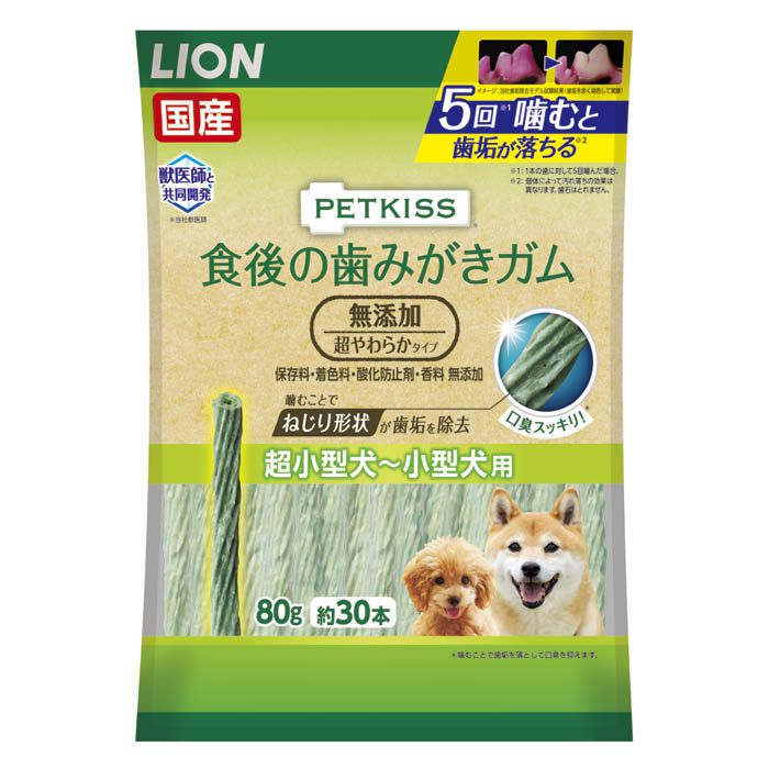 [特長]：■無添加ガム[原材料]：牛皮・米粉・でん粉類・チキンエキス・スピルリナ・食塩・増粘安定剤・グリセリン・微粒二酸化ケイ素・ピロリン酸ナトリウム・ポリリン酸ナトリウム・炭酸カルシウム[栄養成分表示]：タンパク質・灰分・脂質・水分・粗繊維・エネルギー[原産国]：日本[保存方法]：常温（開封後は冷蔵庫）