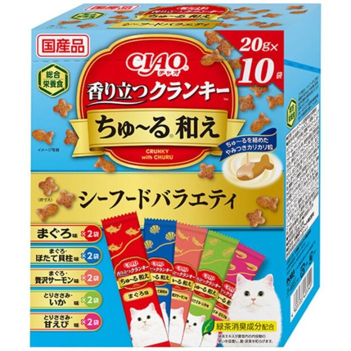 [原材料]：■穀類（とうもろこし、小麦粉、コーングルテンミール、ふすま等）、肉類（チキンミール、ポークミール、チキンレバーパウダー、チキンエキスパウダー、鶏肉（ささみ）等）、動物性油脂、豆類（脱脂大豆）、酵母エキス、セルロース、魚介類（まぐろ節パウダー、まぐろ、いか、甘えび、サーモン、ほたてエキス、ほたて貝柱、鮭エキス、いかエキス、えびエキス、まぐろエキス等）、タンパク加水分解物、酵母、糖類（オリゴ糖等）、野菜類（にんじんパウダー、かぼちゃパウダー、ほうれん草パウダー等）、植物性油脂、ミネラル類（Ca、P、K、Na、Cl、Mg、Fe、Cu、Mn、Zn、I、Co）、ビタミン類（A、B1、B2、B6、B12、C、D3、E、K3、コリン、ナイアシン、パントテン酸、葉酸、ビオチン）、アミノ酸類（メチオニン、リジン、タウリン）、緑茶エキス、酸化防止剤（ミックストコフェロール、アスコルビン酸等）、増粘安定剤（加工でん粉、増粘多糖類）、調味料（アミノ酸）、紅麹色素[栄養成分表示]：■たんぱく質26.5％以上 脂質9.0％以上 粗繊維5.0％以下 灰分8.5％以下 水分10.0％以下[保存方法]：■直射日光を避けて常温保存