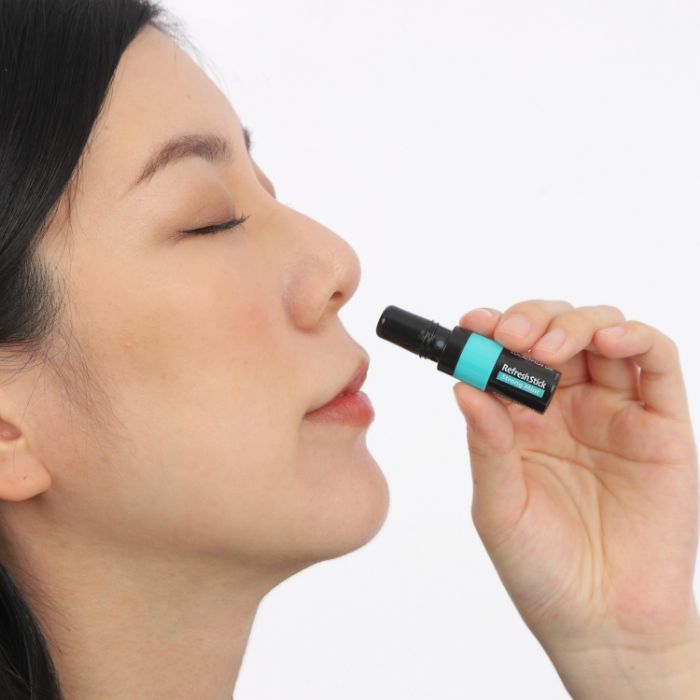 サイキョウ・ファーマ 鼻超爽快スティック ストロングタイプ　1.6ml