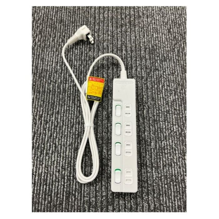 ナフコ 雷ガード付き節電タップ4個口1.5M KT-4SW-1.5M　WH