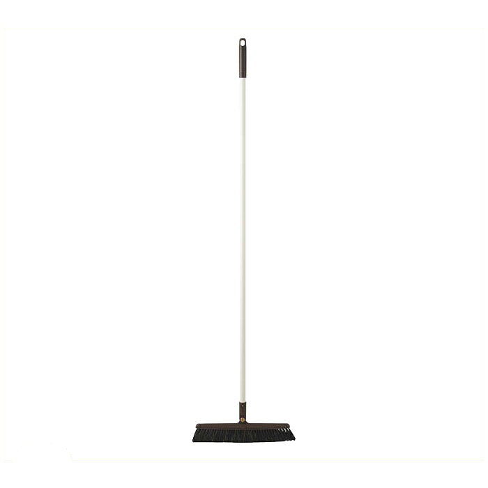 [特長]:■使いやすい角度で掃き掃除ができます。[サイズ]:33cm x 2cm x 130cm