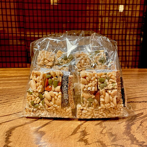 《1P分お得!!》イナンソル韓菓 カンジョン ギフトパック 6P 袋入★韓国 噛むお菓子 砂糖不使用 無添加 健康 菓子 ヘルシー アーモンド クルミ ピーナッツ カボチャの種 ヒマワリの種 干しぶどう いなんそる 贈り物 おつまみ《常温便・冷蔵便・冷凍便で配送可》のサムネイル